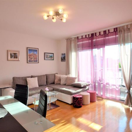Apartment Pinezic - Roj117 By Interhome Ρόβινι Εξωτερικό φωτογραφία